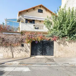 Appartement Ideal Pour Deux Voyageurs Sur, Marseille